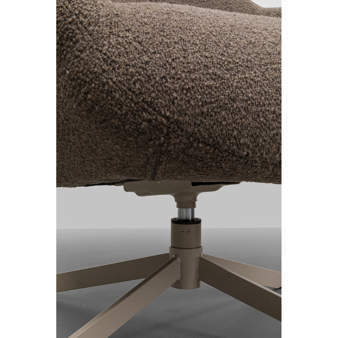 Кресло вращающееся Mimi Grey KARE 70171