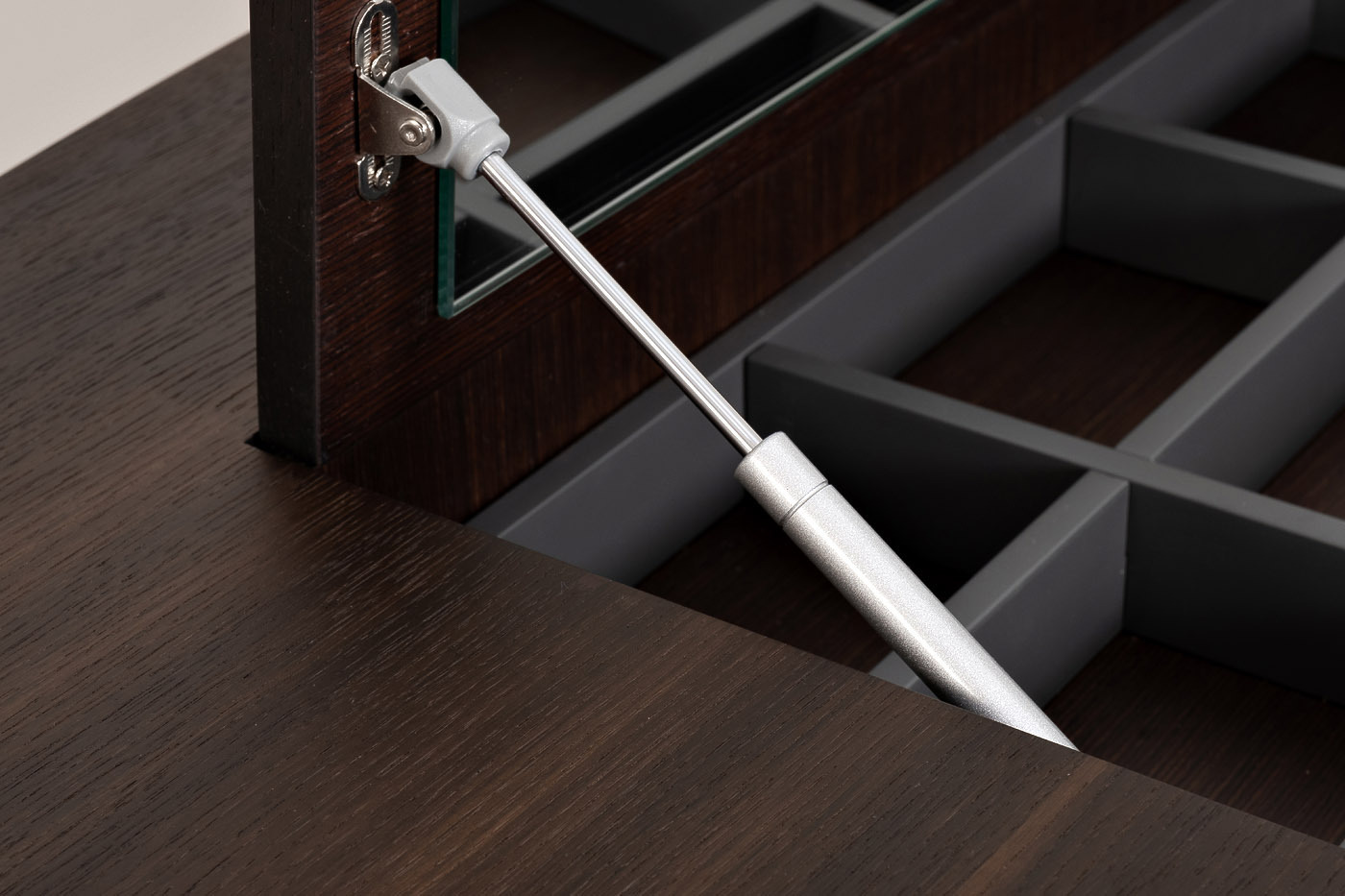 Стол туалетный с зеркалом Garda Decor 77IP-D20730