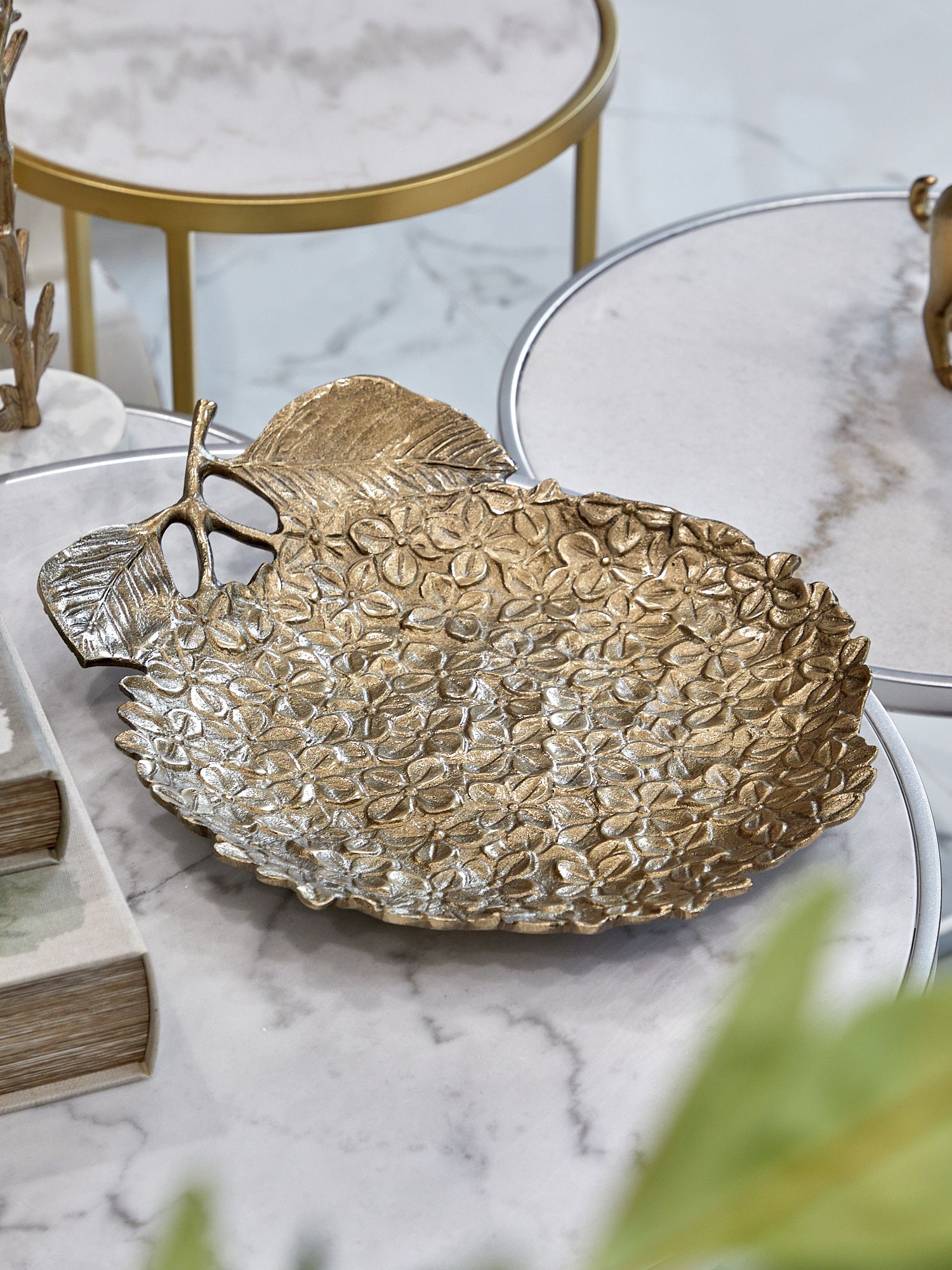 Блюдо декоративное Гортензия Glasar D5577