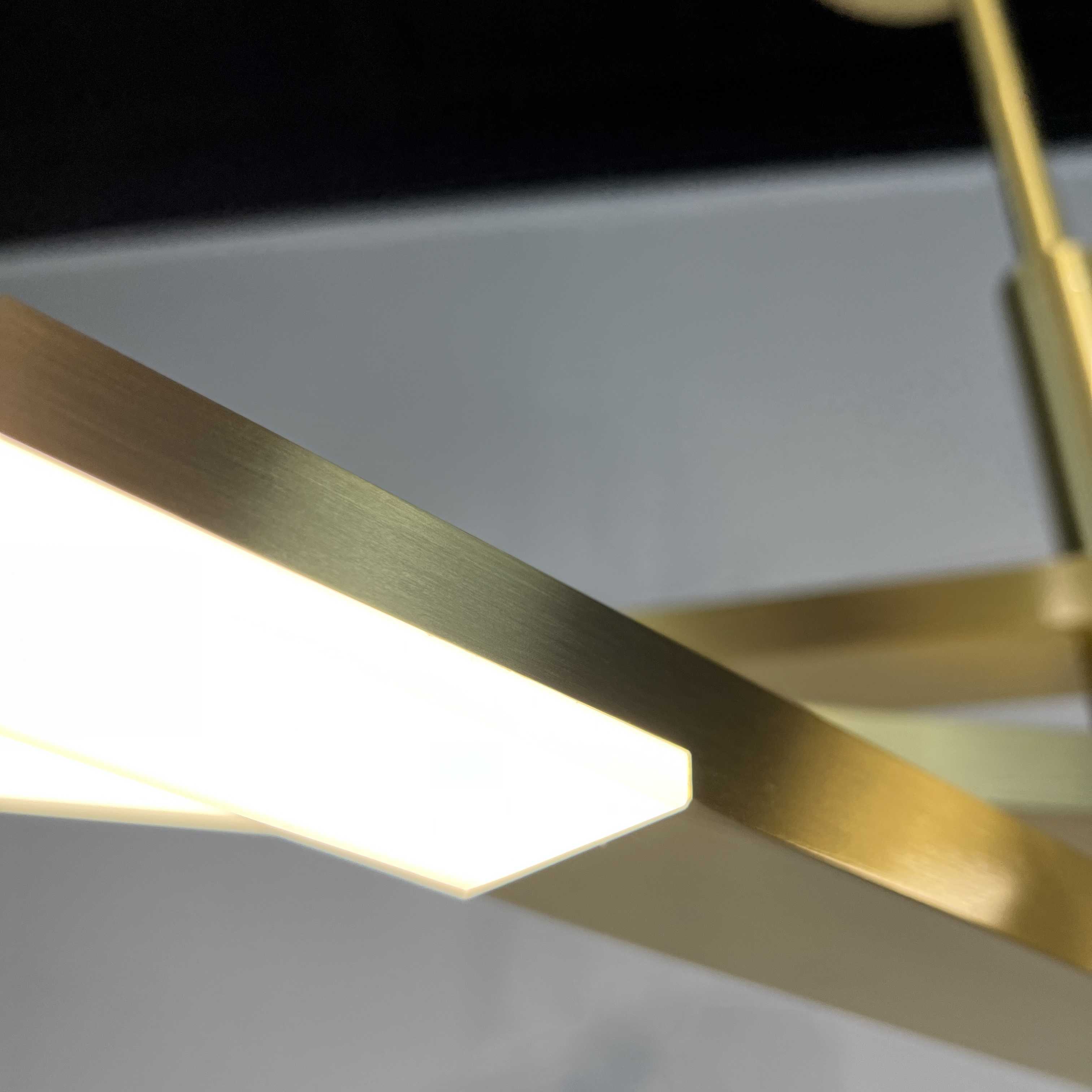 Подвесная люстра ORTON D88 Gold by ImperiumLoft