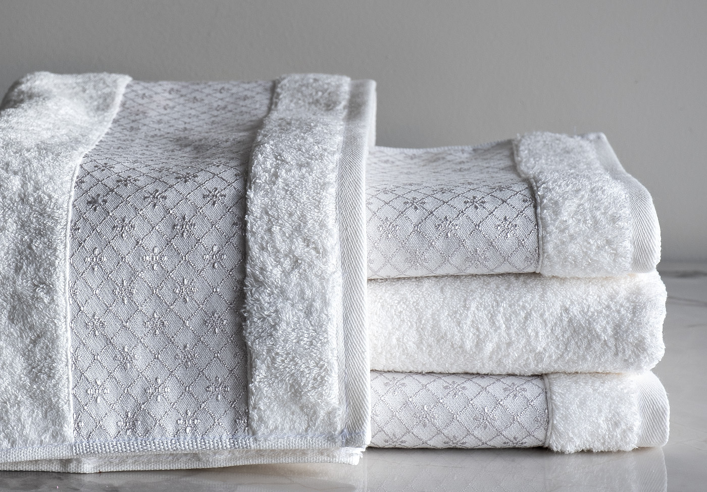 Полотенце "Венера" махровое 70*140 крем Garda Decor 105TD-KP7014055-POL BEL