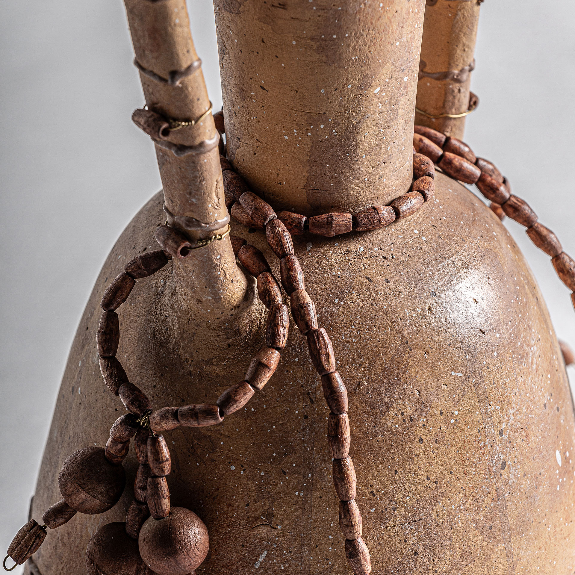 Ваза ADIB высота 32 см Vical