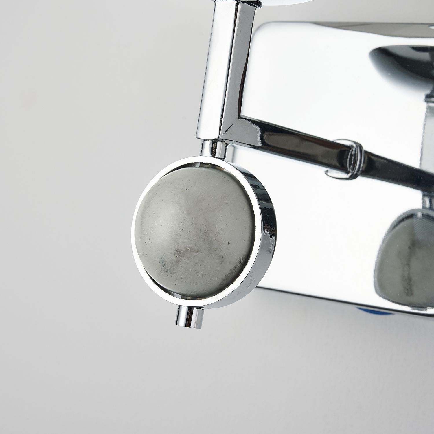 Настенный светильник Favourite 2821-1W