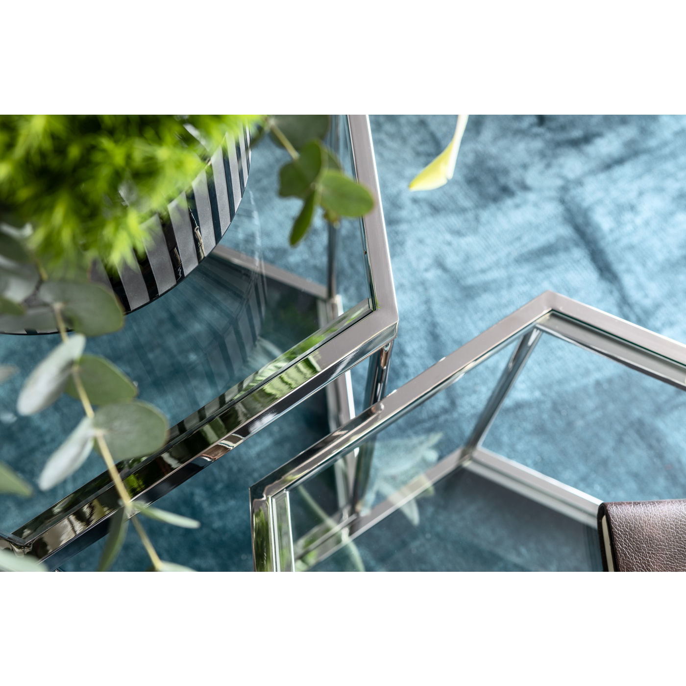 Столик приставной Hexagon 85028 KARE