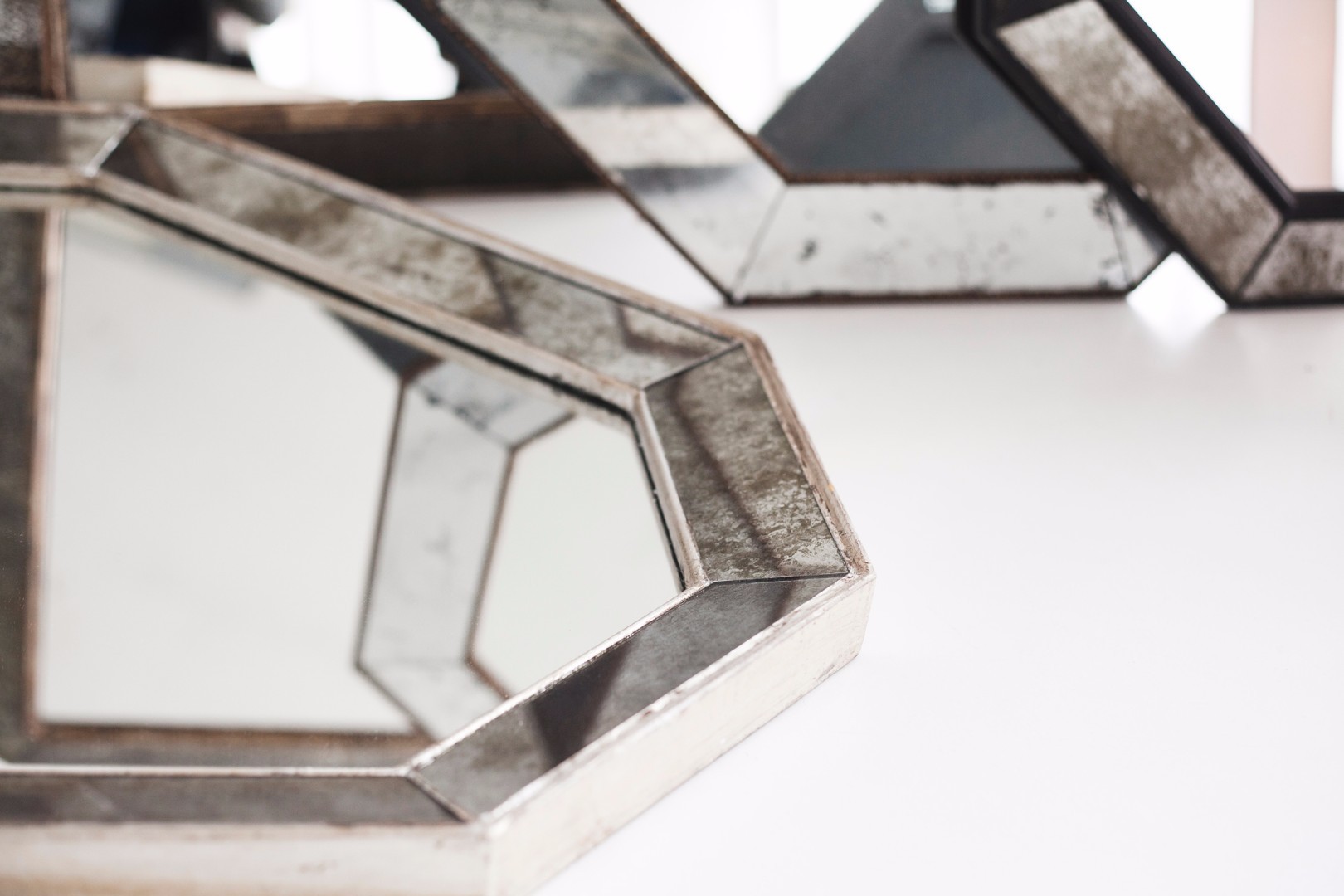 Зеркало BountyHome Ludovic mv017