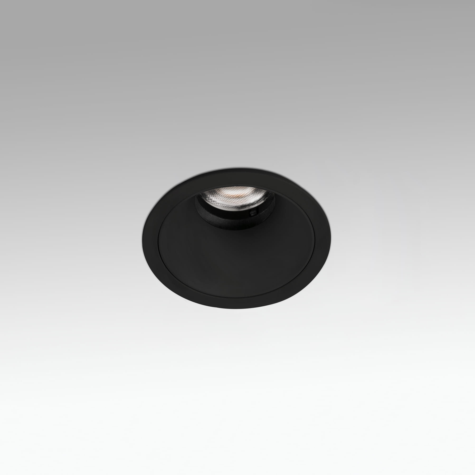 LOX Черный, ориентируемый, встраиваемый, 3000К 6-8W 3000K 36° Faro
