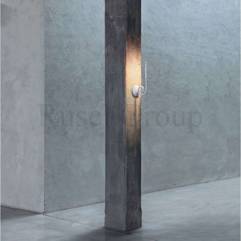 Настенный светильник Flos LA LINEA ALPHA