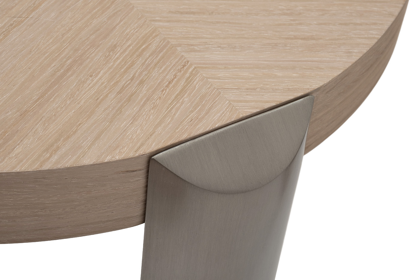 Столик журнальный со светлым шпоном Garda Decor 58DB-20004