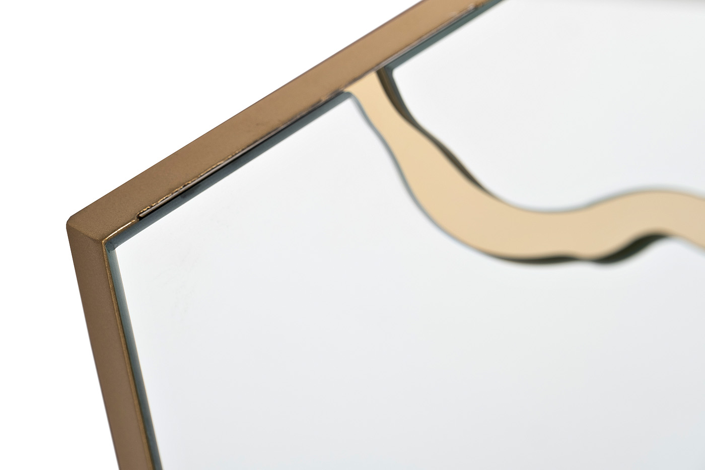 Зеркало с золотым декором Garda Decor KFG194