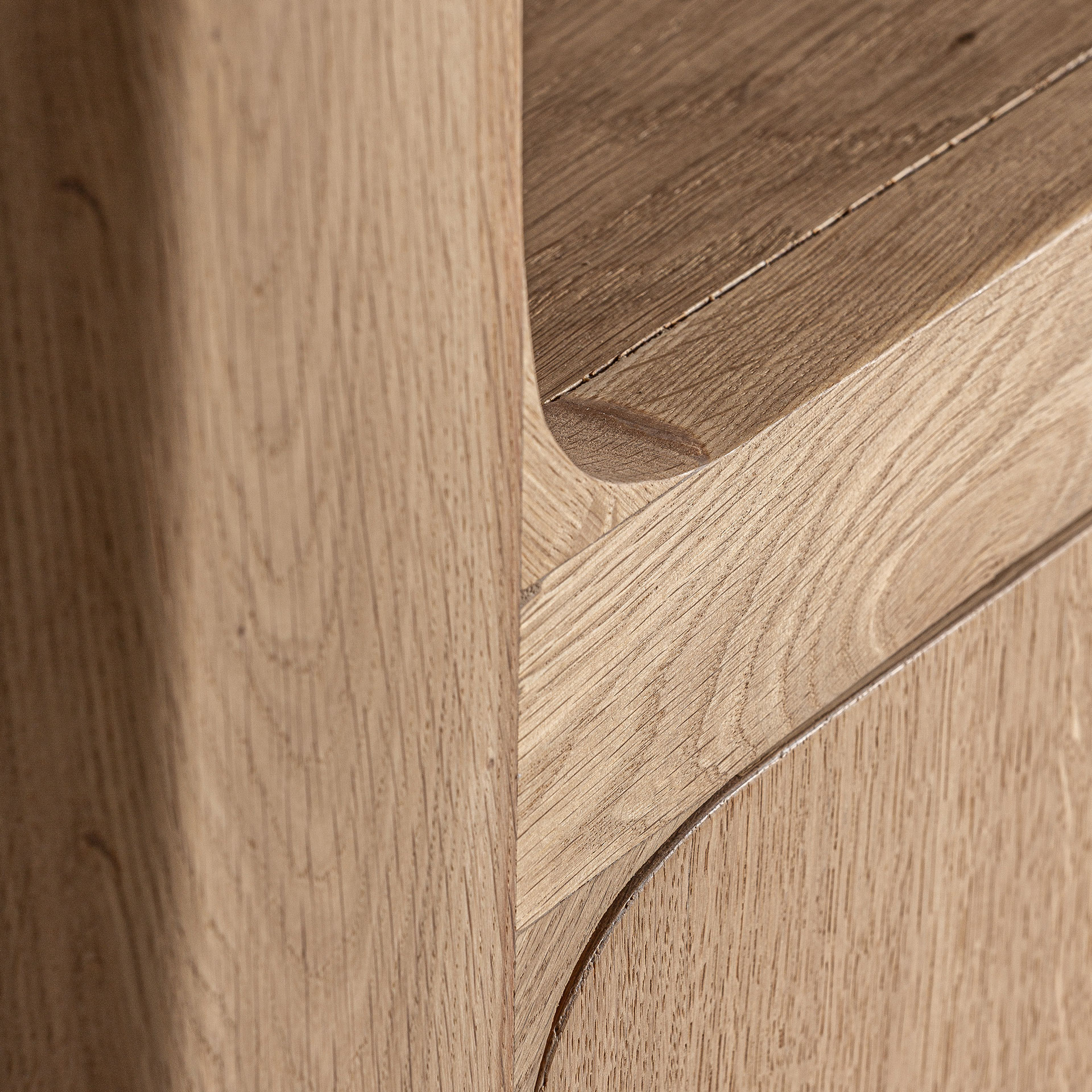 Книжный шкаф Saulge Vical