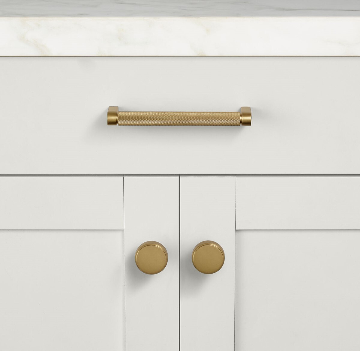 Ручка-скоба Restoration Hardware Lambeth Knurled L.20.3 Polished Brass