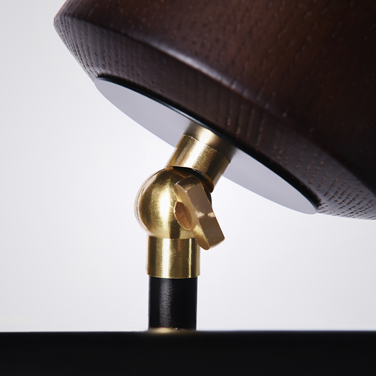 Подвесной реечный светильник CONNY L7 Light brown ball by ImperiumLoft