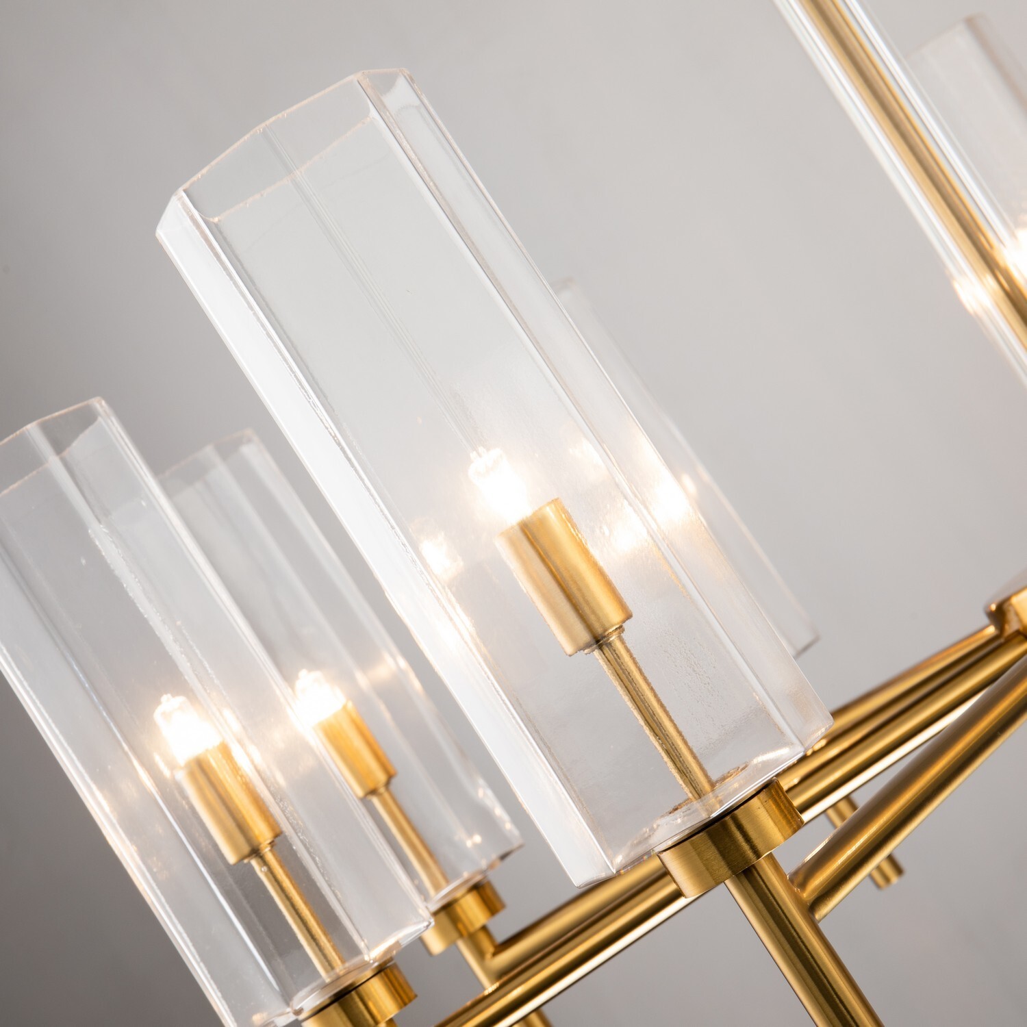 Люстра Favourite 2648-9P