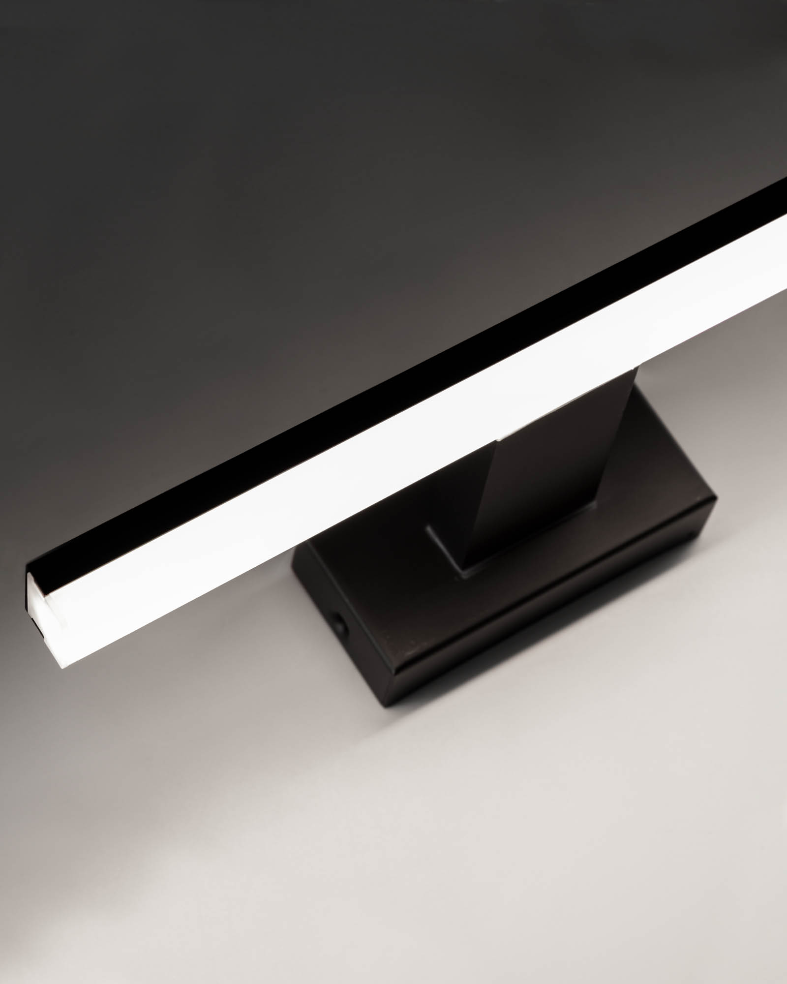 Настенный светильник Vissia маленький La Forma (ex Julia Grup)