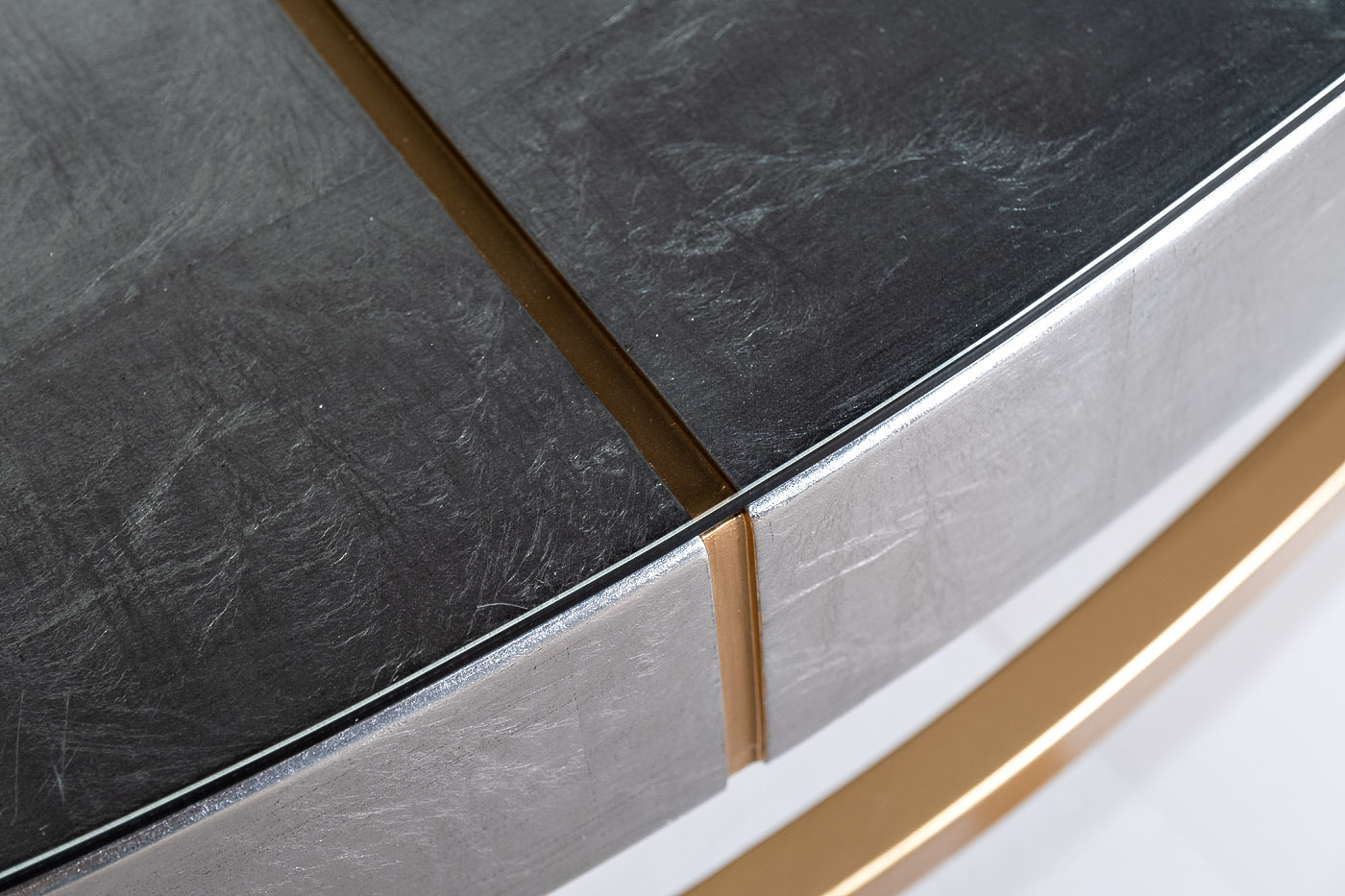 Стол кофейный Futuro серебристый Garda Decor ART-2705-CF