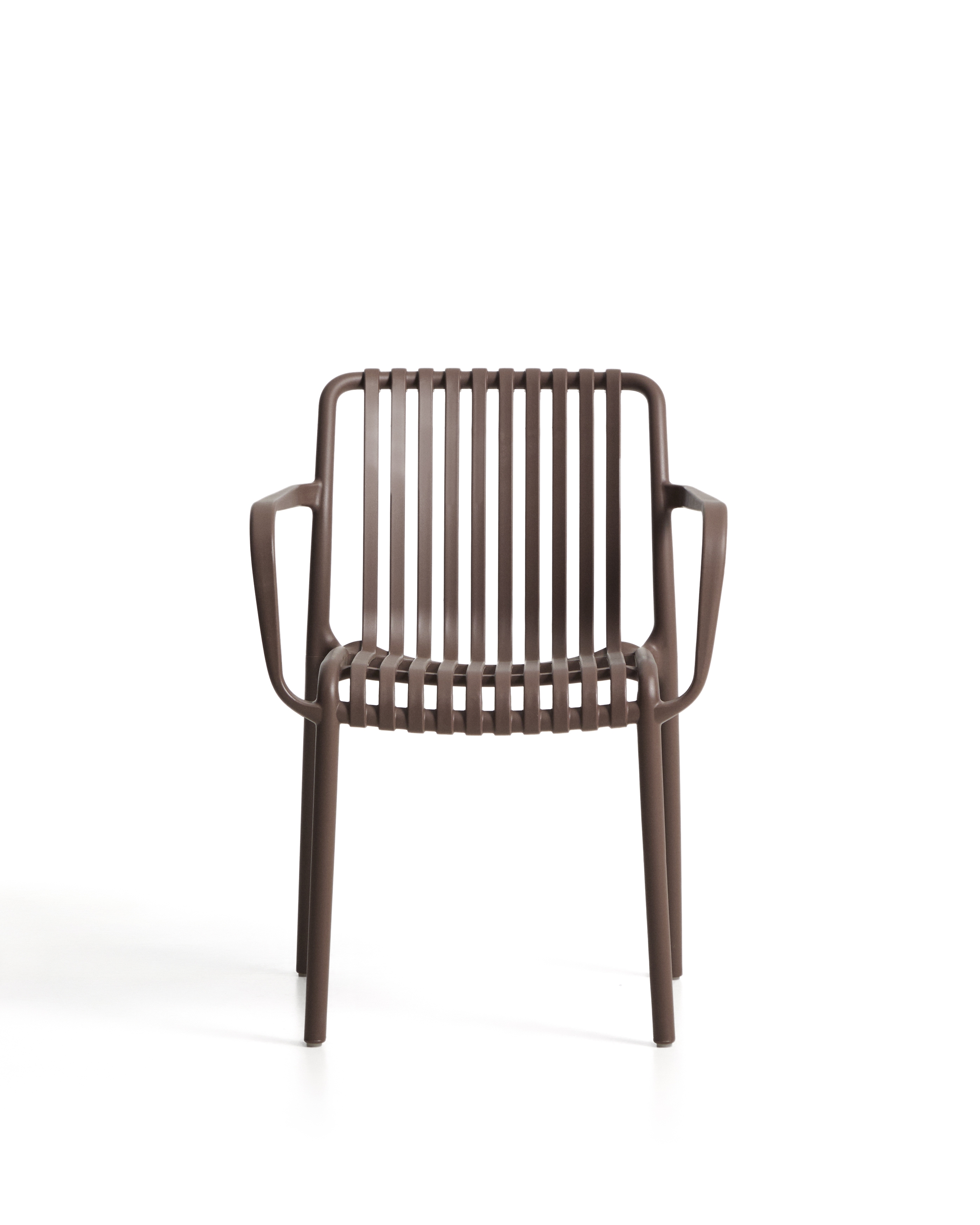 Уличный стул Isabellini из пластика коричневого цвета La Forma 482251