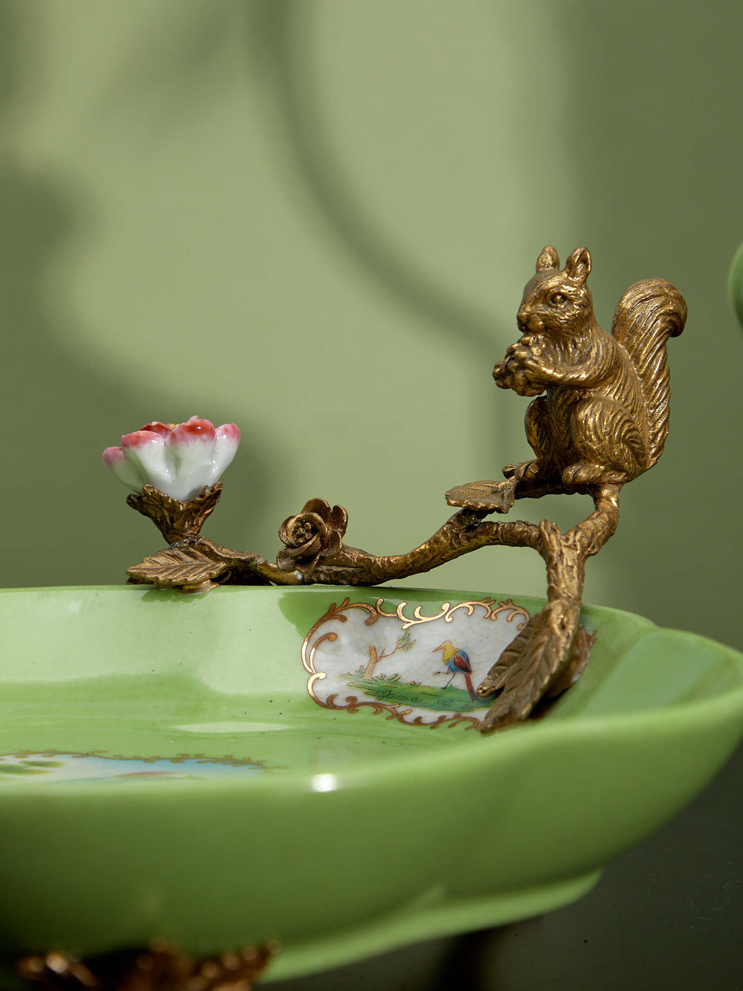 Блюдо с белкой Glasar 31G2435/C911GHC/HLG0752