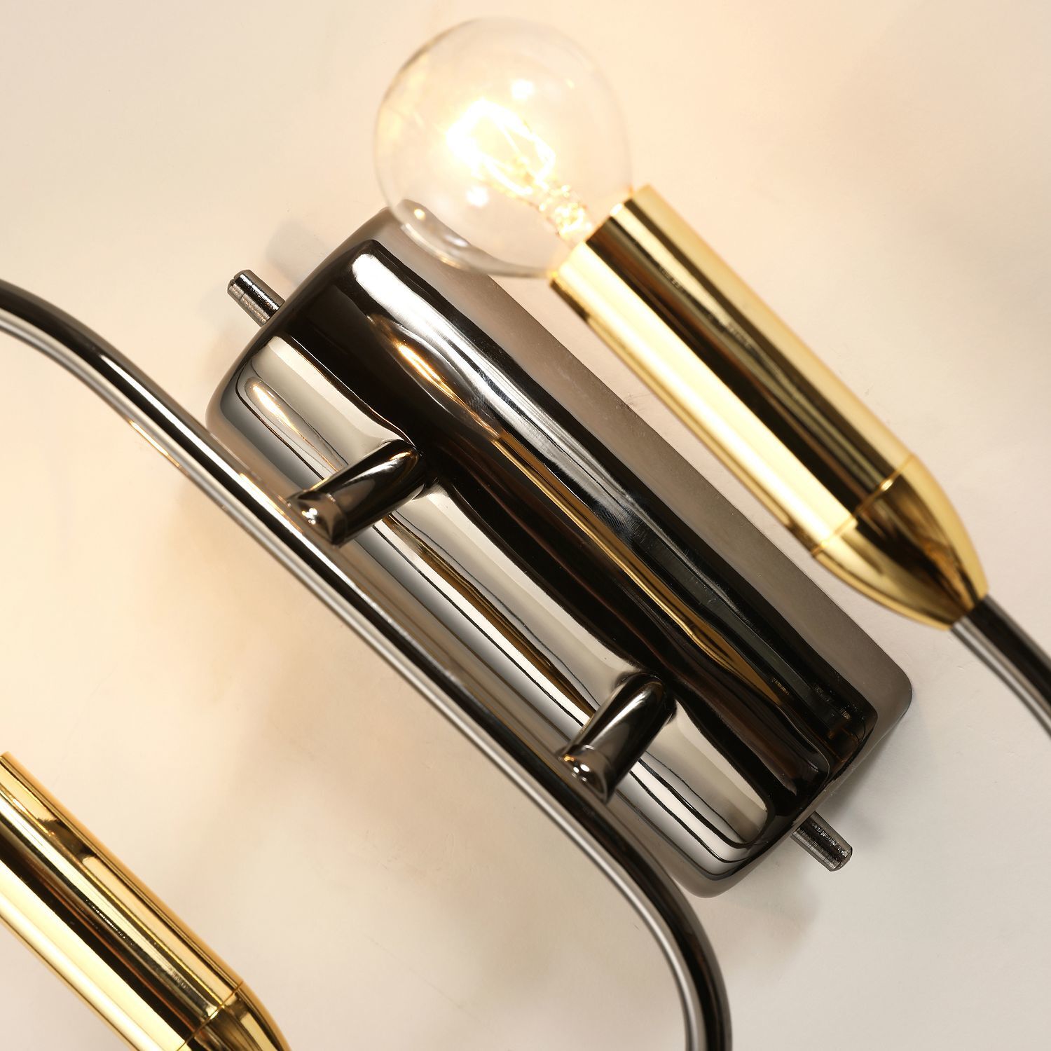 Настенный светильник Favourite 1676-2W