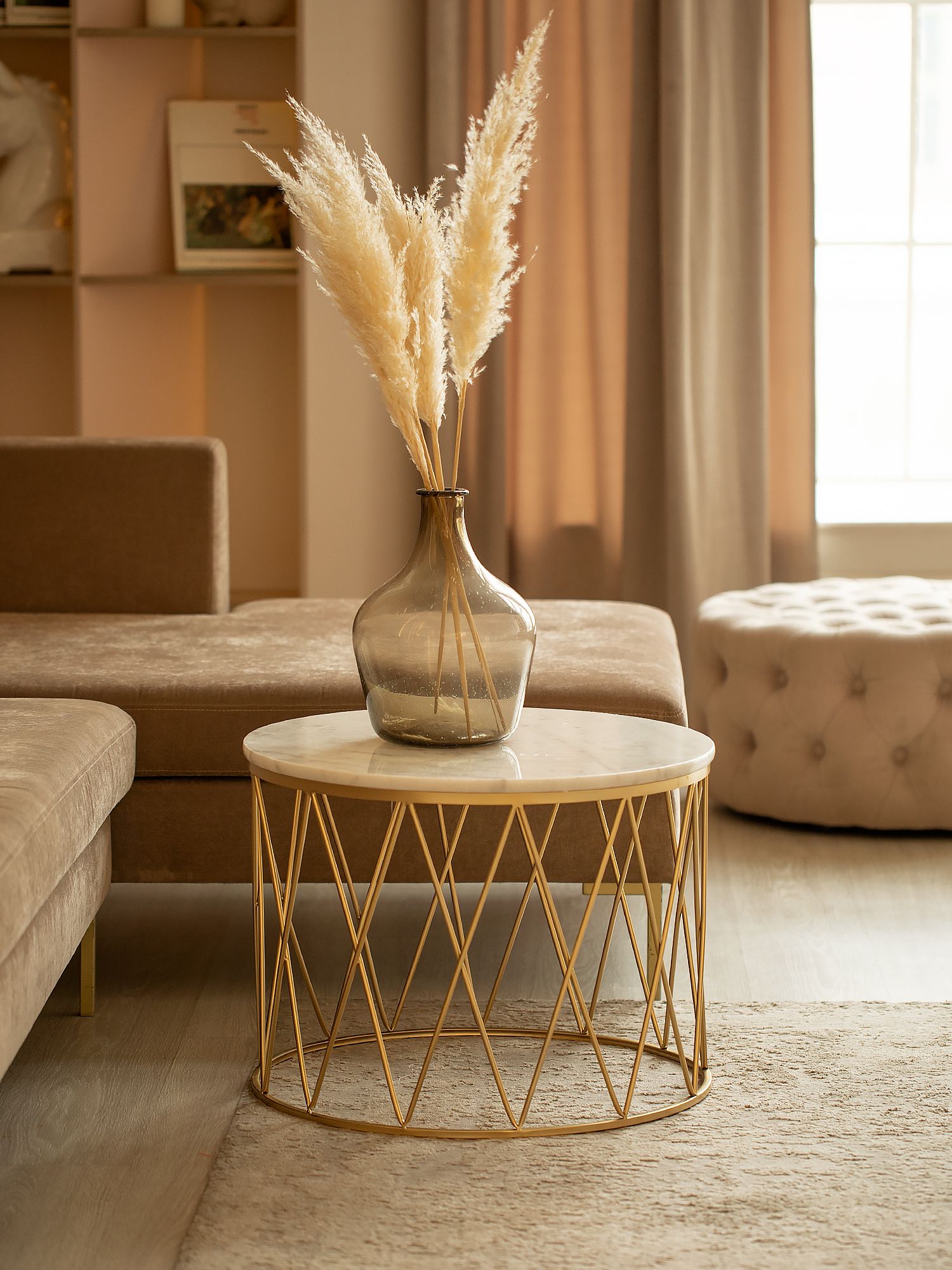 Столик журнальный с белым мрамором Glasar 54-150