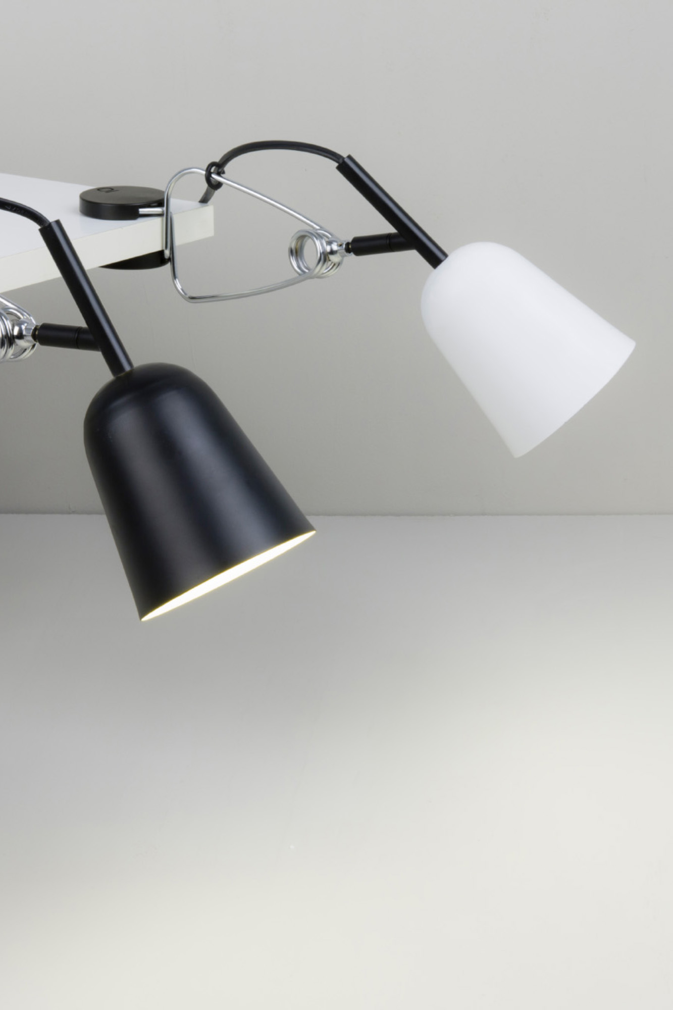 Бра Studio черное Faro