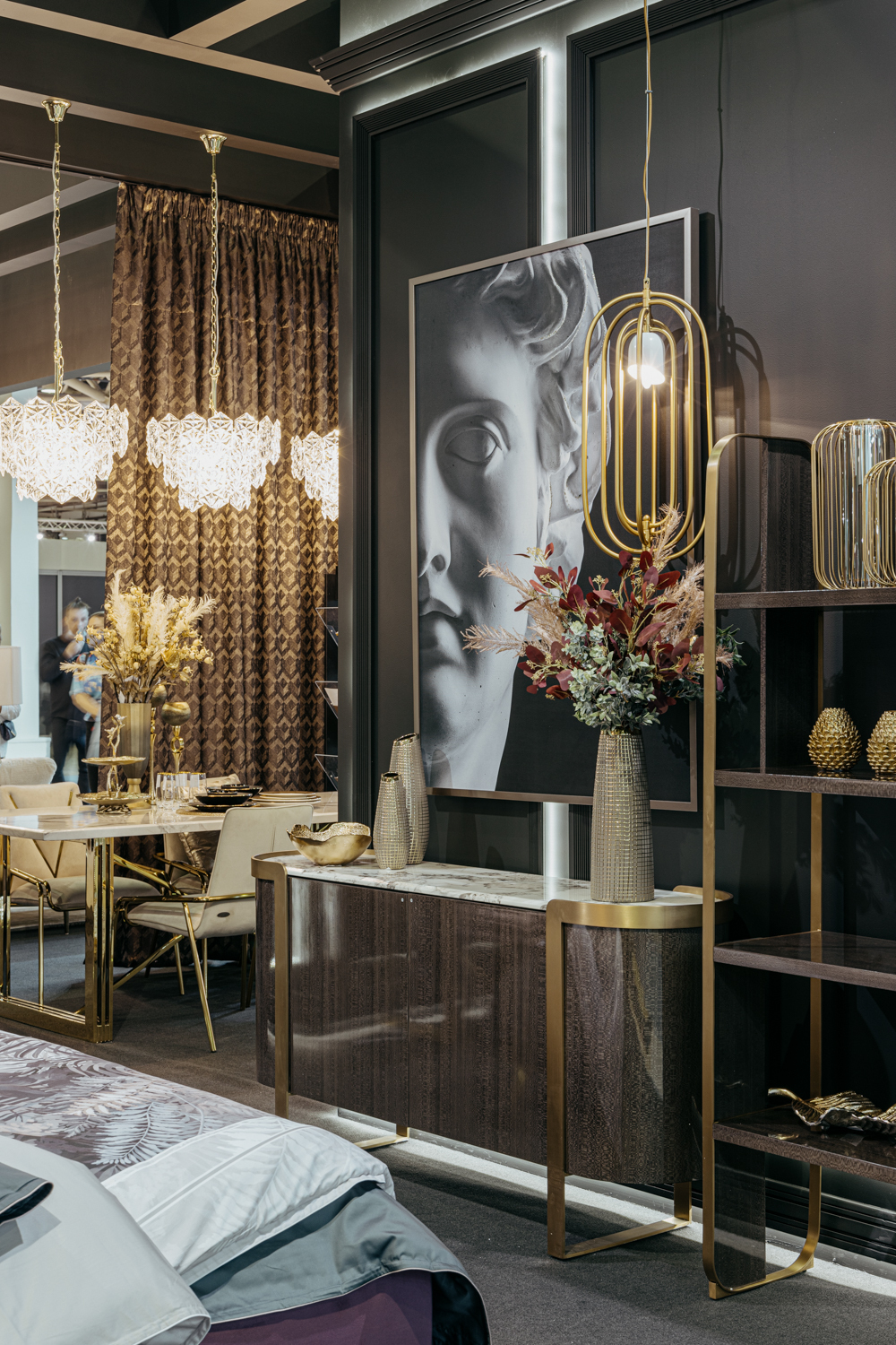 Холст "Аполлон-1" в багете латунь Garda Decor 89VOR-APPOLON/1