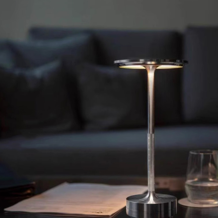 Настольная лампа ROBBI Silver by ImperiumLoft