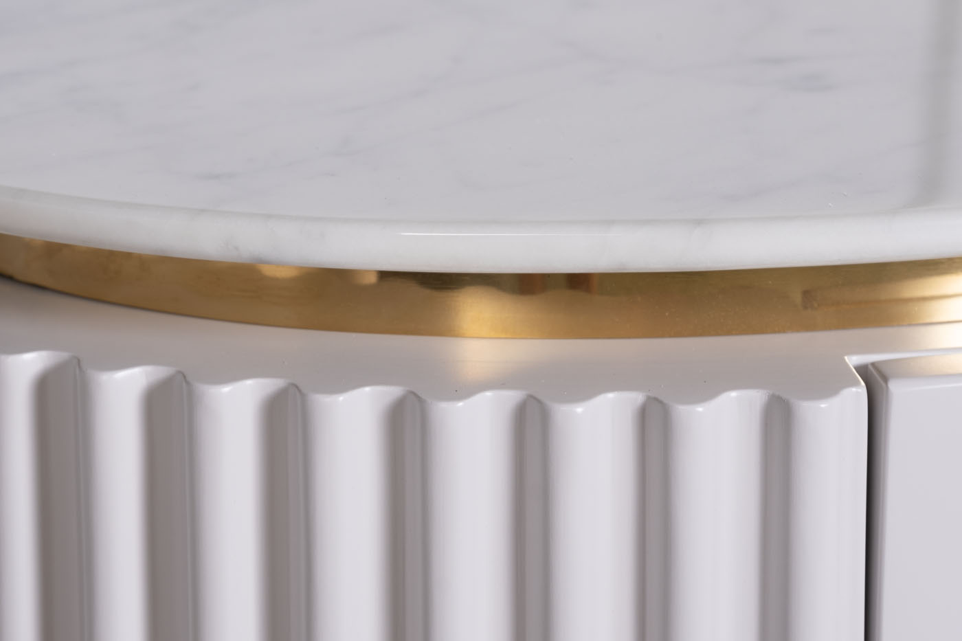 Тумбочка с мраморной столешницей Garda Decor 77IP-GD010-TUMB