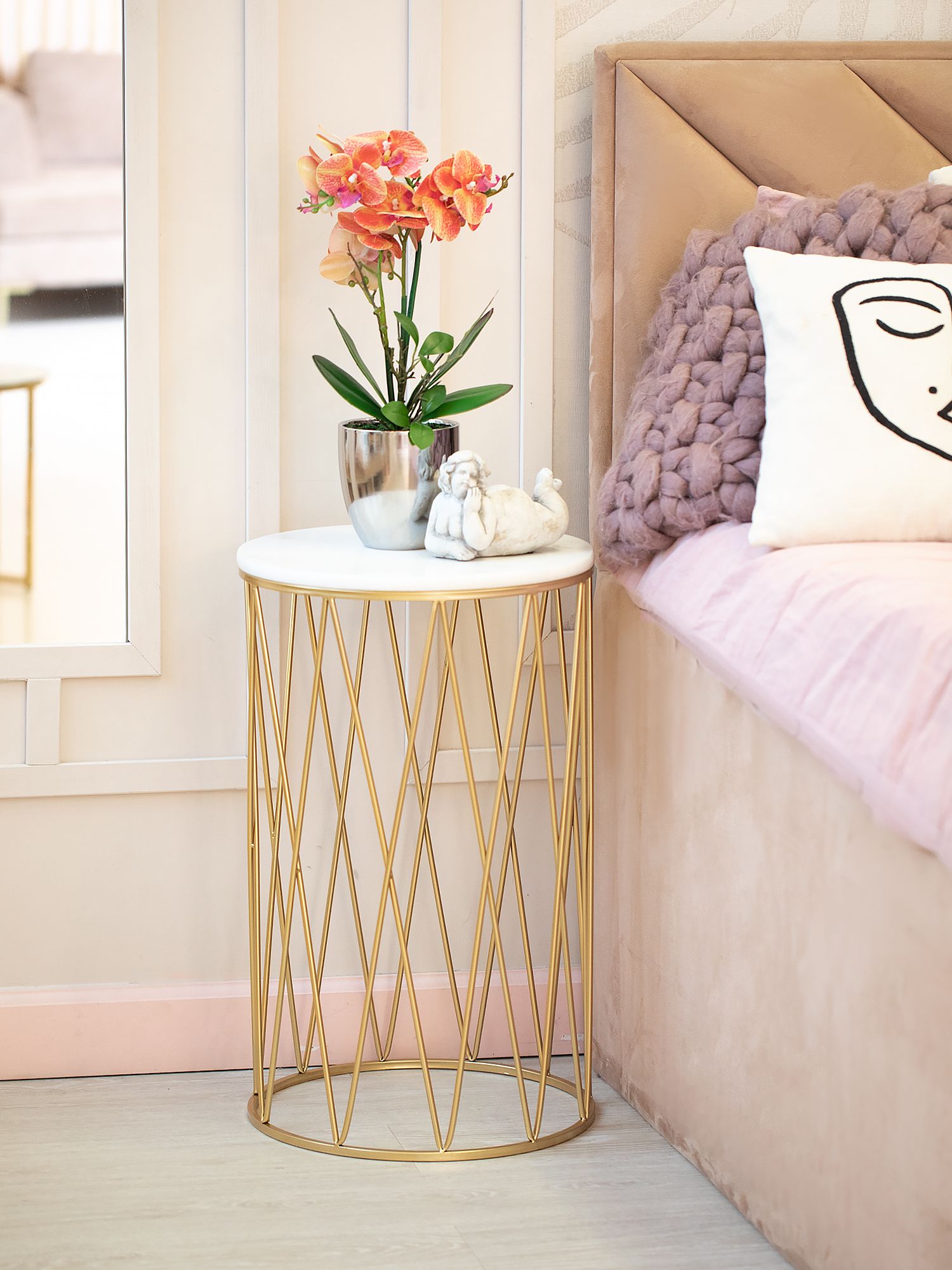 Столик интерьерный с белым мрамором Glasar 54-152