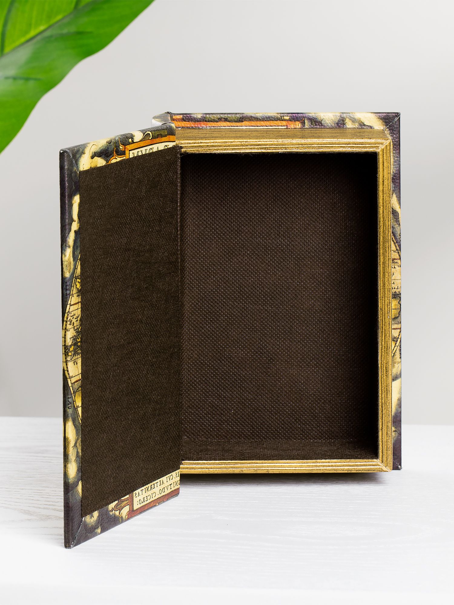 Шкатулка в виде книги Glasar 39-112/3