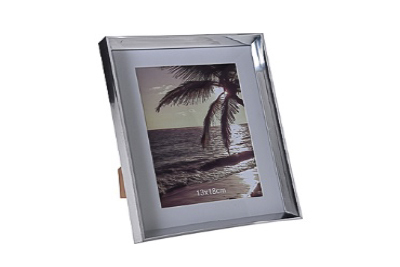 Фоторамка декоративная серебристая Garda Decor 837500010