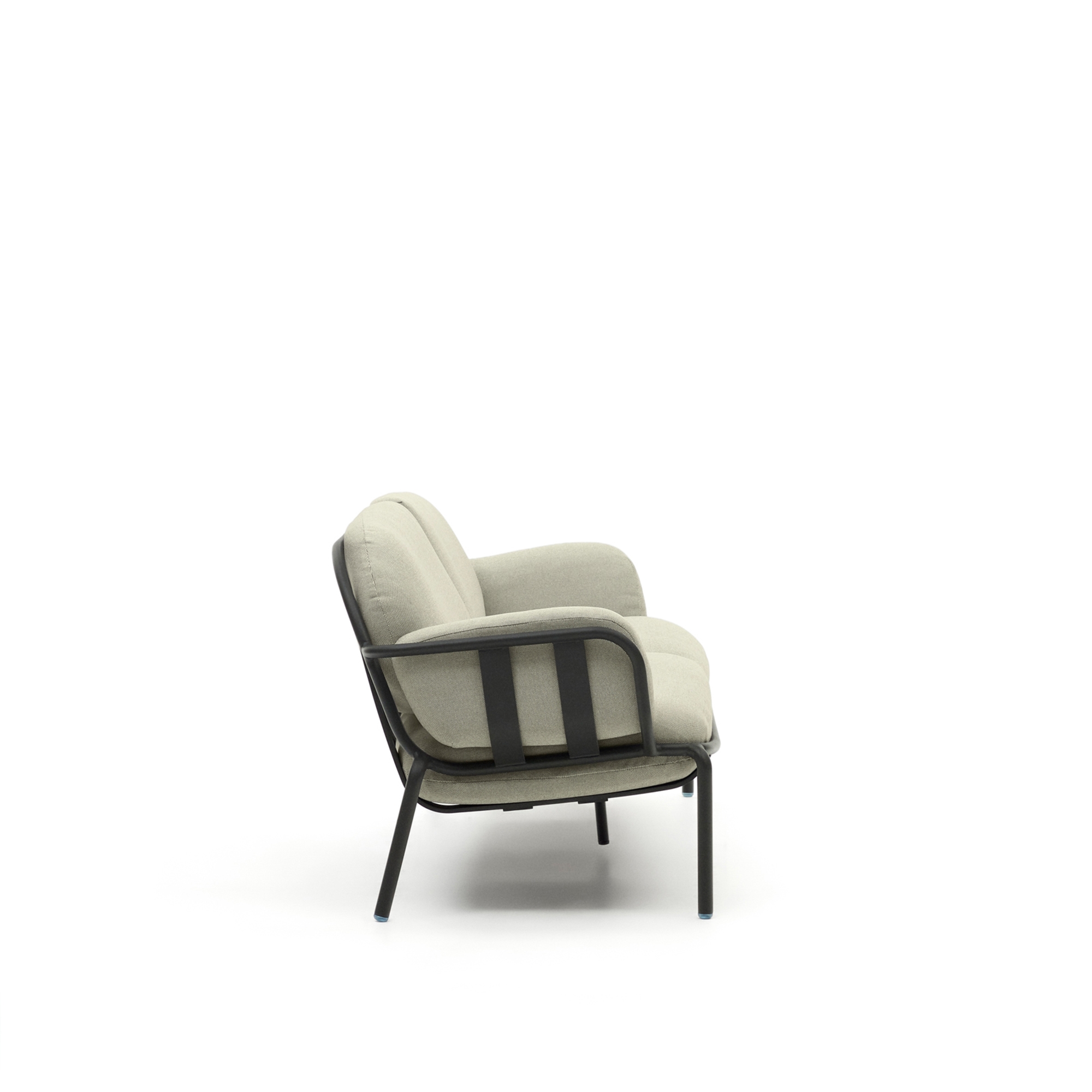 Трехместный уличный диван Joncols бежевый с графитовыми алюминиевыми ножками 225 см La Forma 480965