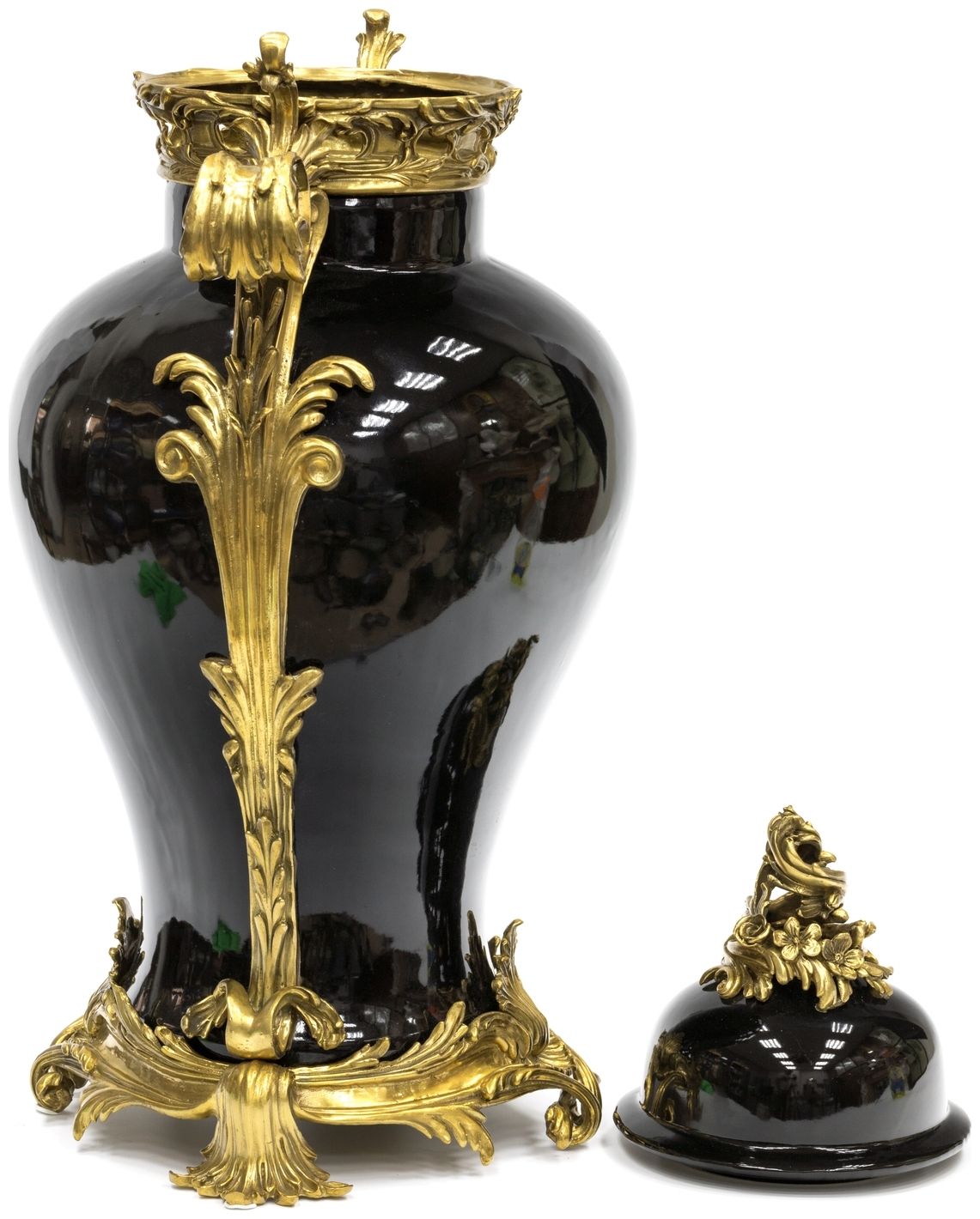 Ваза с крышкой Glasar J633C/U1