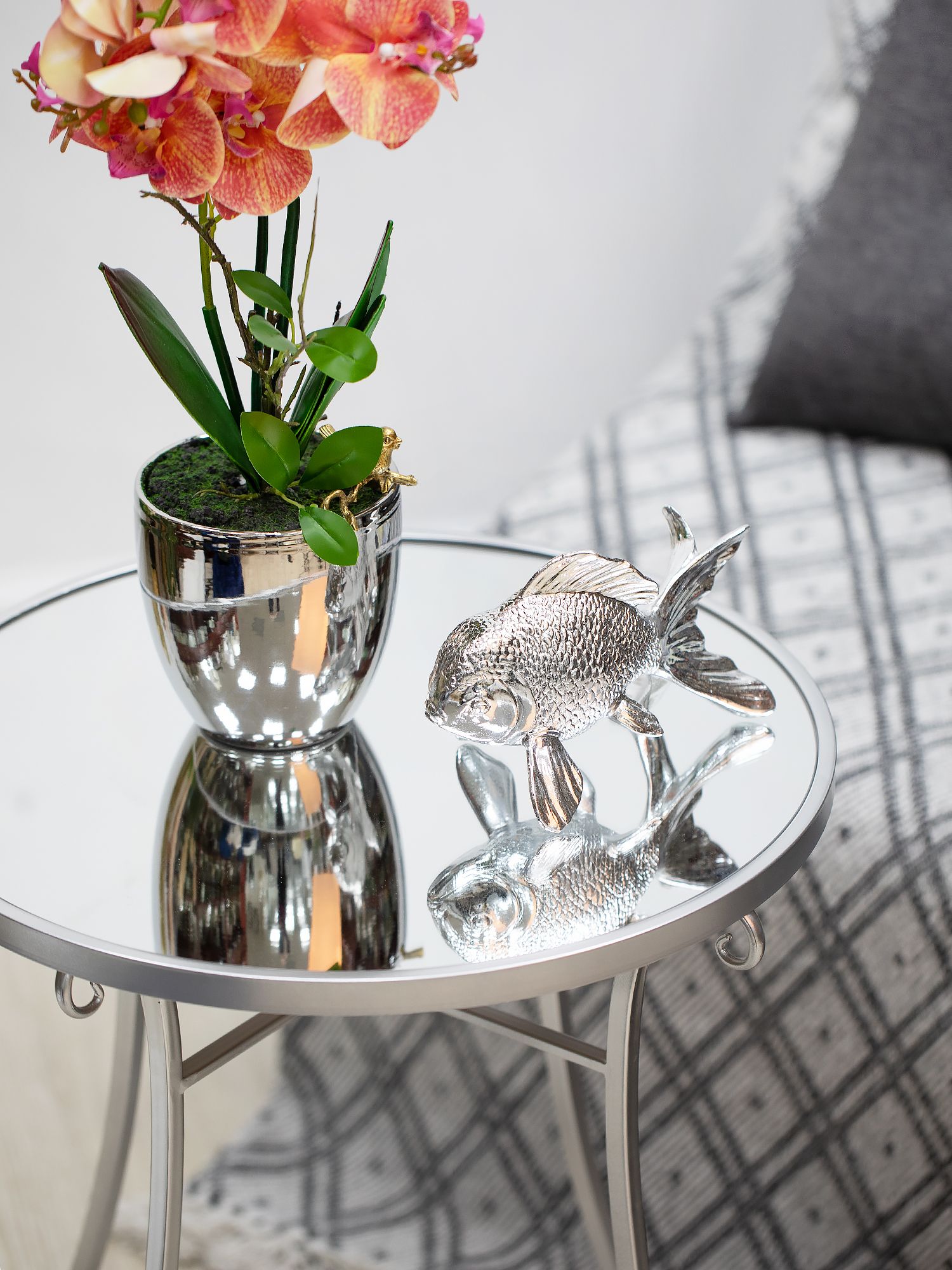 Столик интерьерный с зеркальной столешницей Glasar 54-245