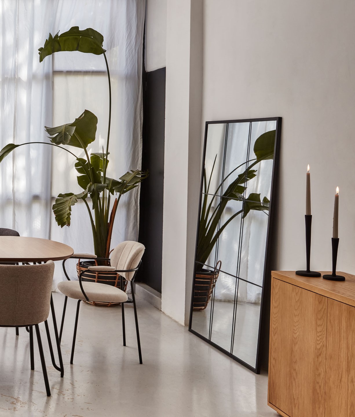 Ulrica Зеркало из черного металла 100 x 160 см La Forma (ex Julia Grup)