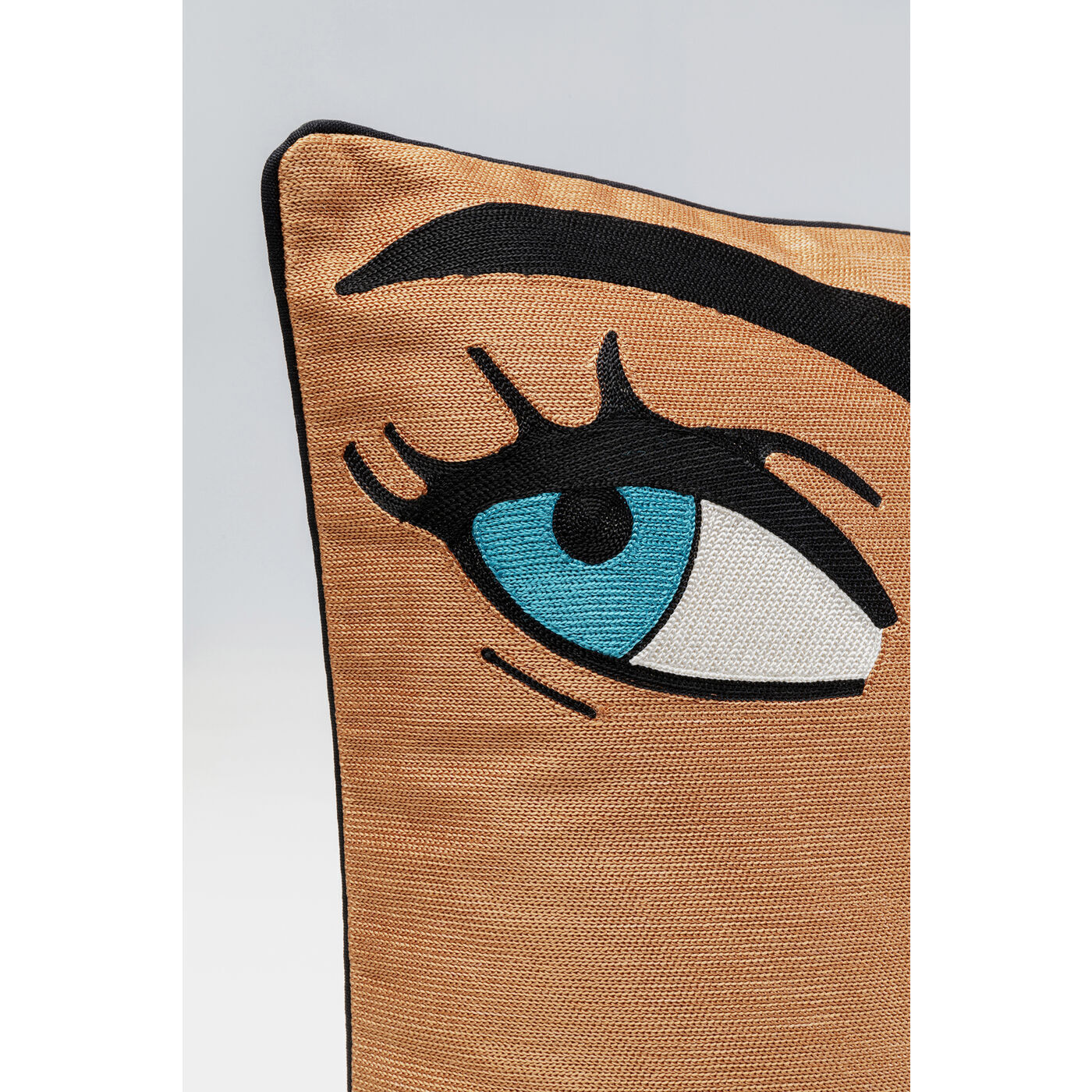 Подушка KARE Faces 55501