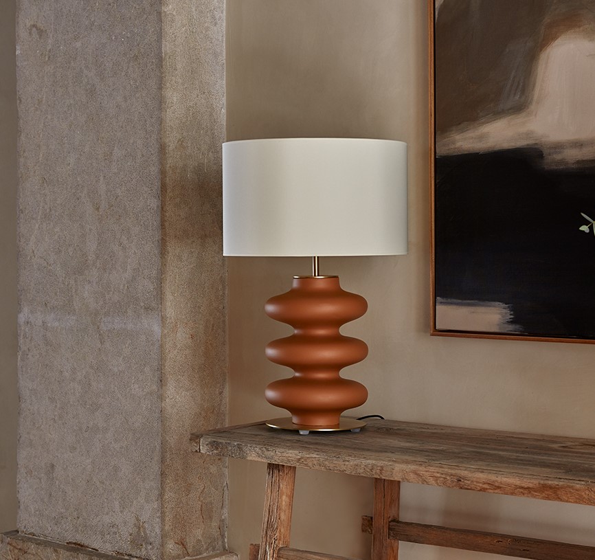 Настольная лампа Adon латунный металл, белый абажур 801011/41 Aromas del Campo