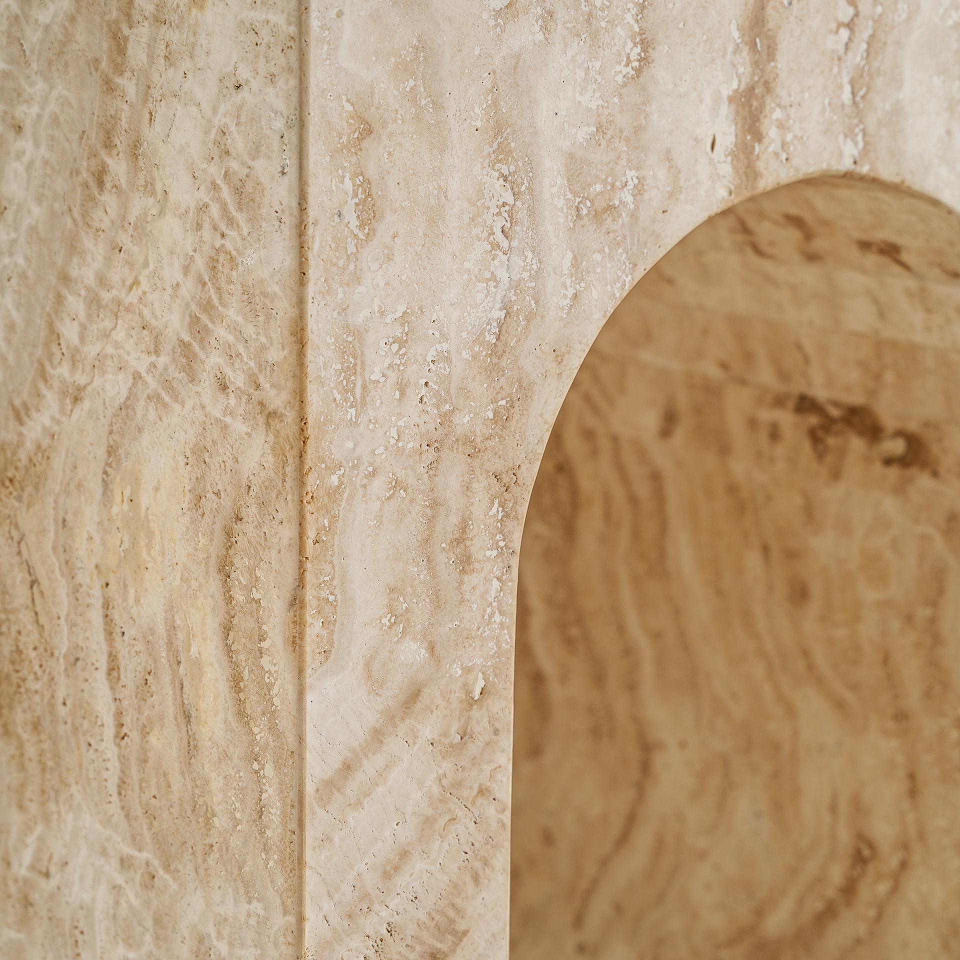 Консоль Thiennes 35228 из травертина Vical