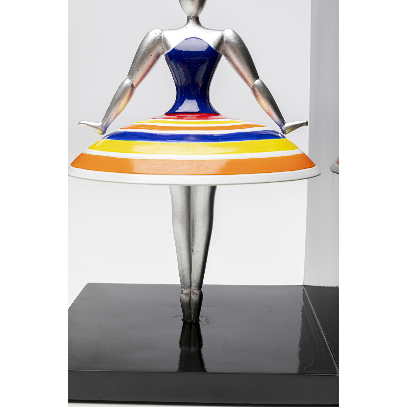 Книгодержатель KARE Ballerina 54752