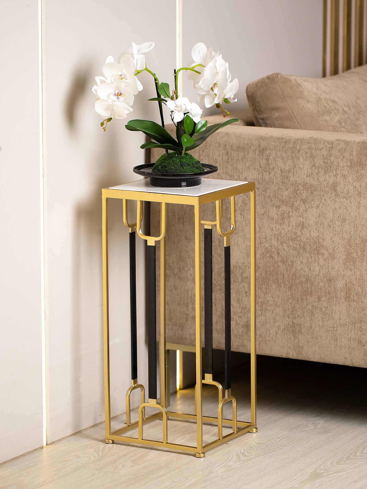 Столик интерьерный с белым мрамором Glasar 54-133