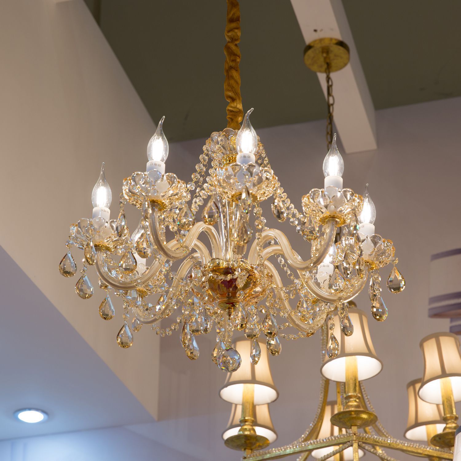 Люстра Favourite 1738-8P