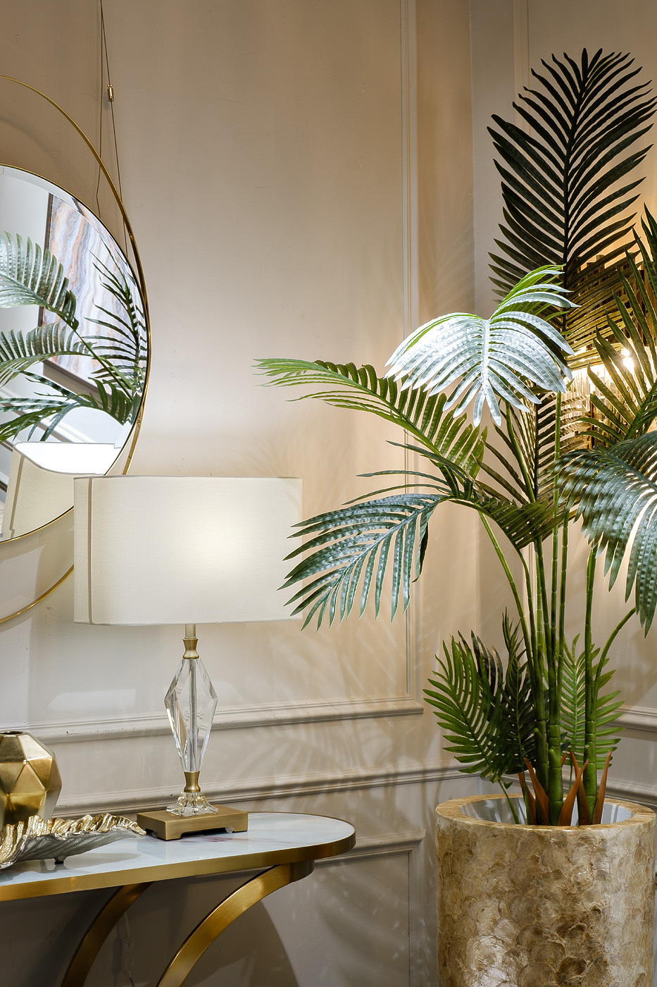 Лампа настольная стеклянная (белый абажур) Garda Decor 22-88232