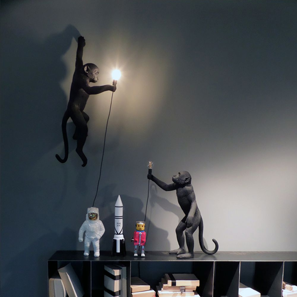 Настенный светильник Seletti Monkey Lamp Hanging Right 14919