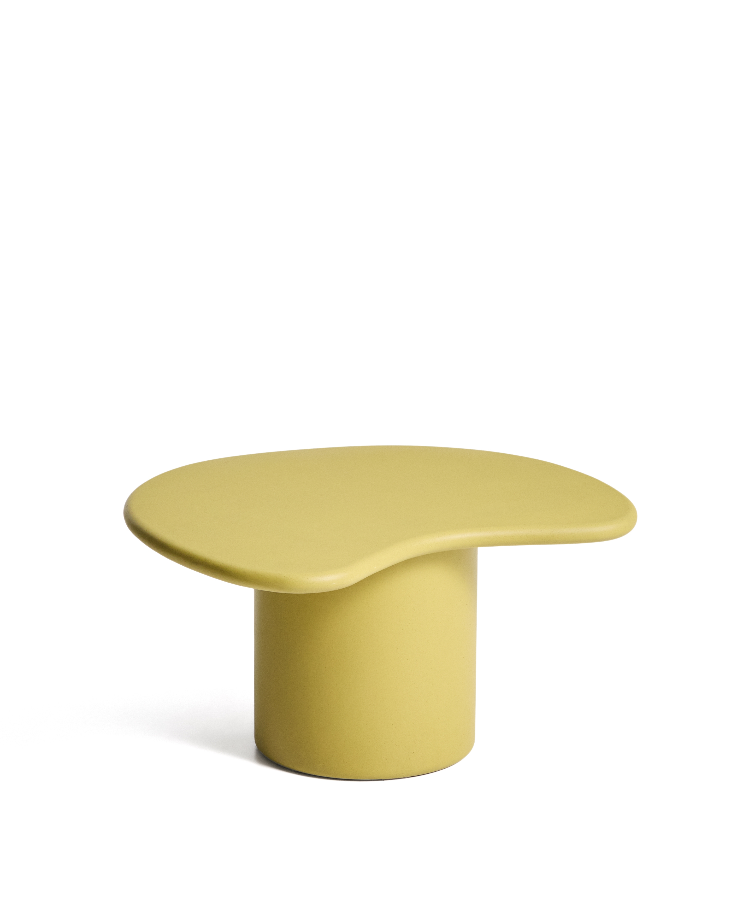 Уличный столик Macarella из горчичного бетона, 83 x 77 см La Forma 481259