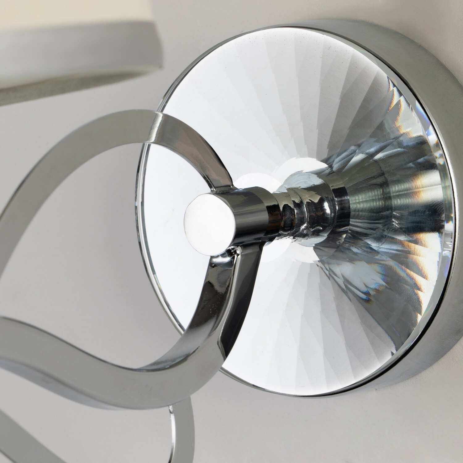 Настенный светильник Favourite 2707-1W