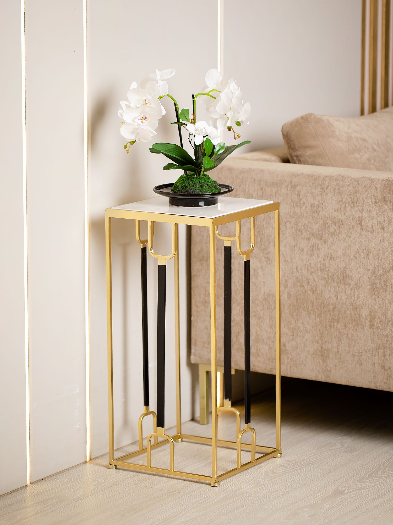 Столик интерьерный с белым мрамором Glasar 54-132