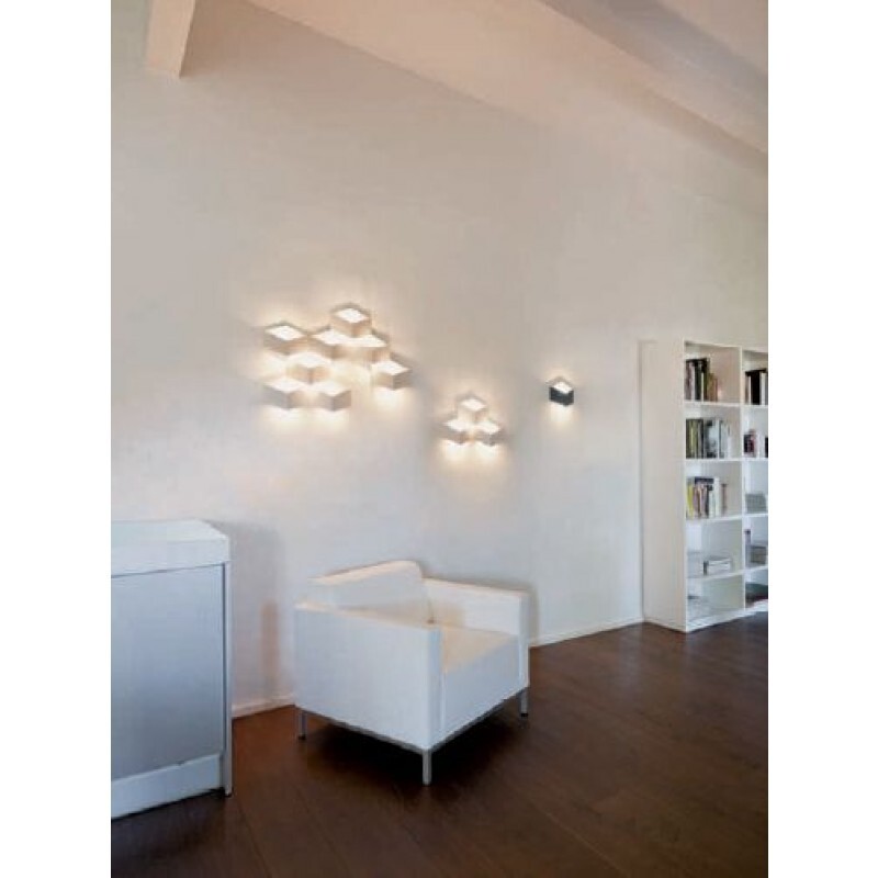 Настенный светильник Vibia Fold Surface 4204 Настенный светильник Vibia Fold Surface 4204