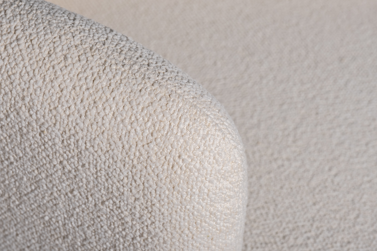 Кресло Tirolo букле белое 73*79*76 Garda Decor 87YY-24042