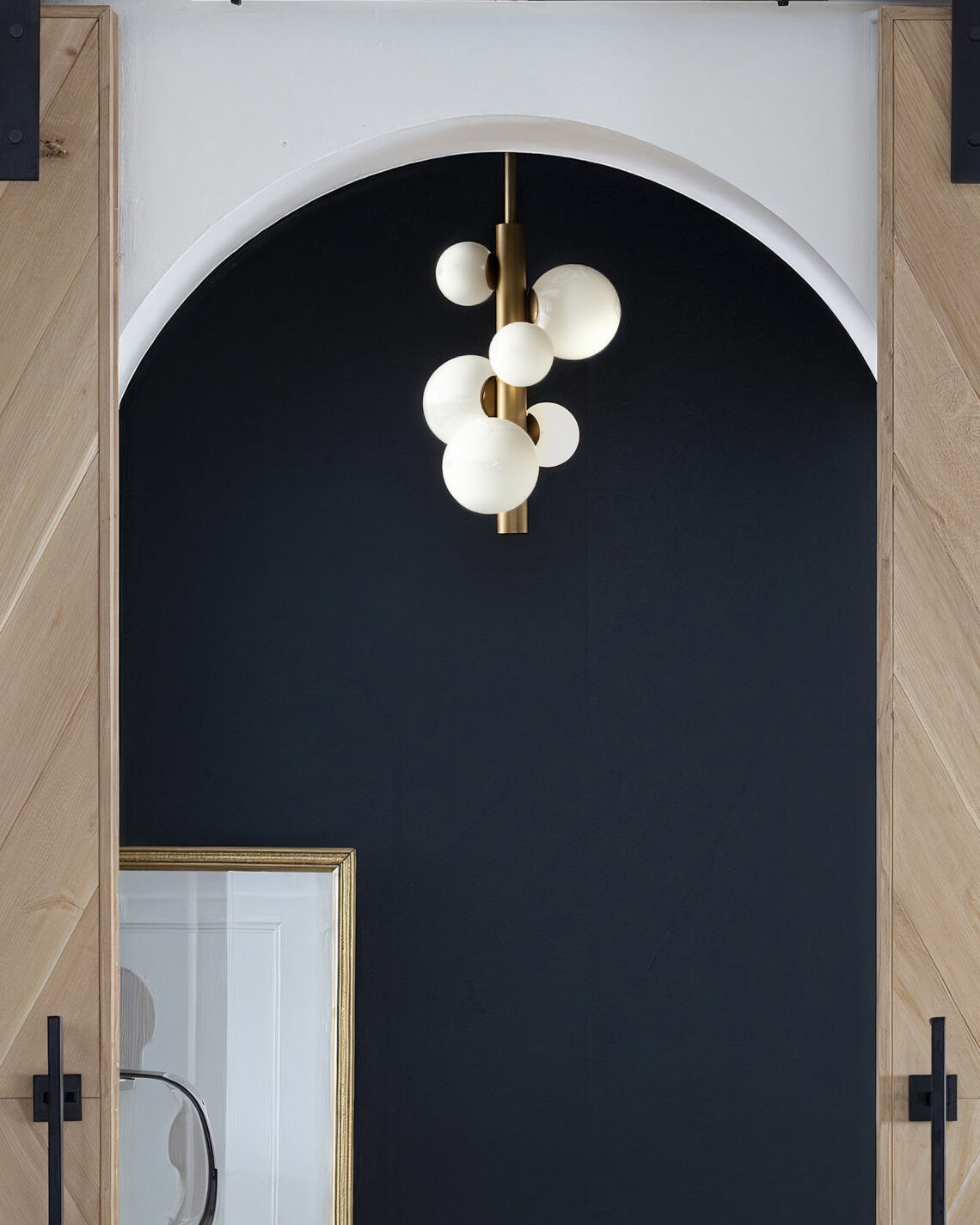 Золотой подвесной светильник Квинт Louvre Home P7555PB