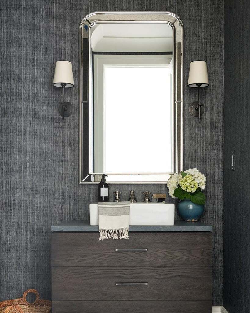 Настенное зеркало в арочной раме Гийом Louvre Home LH449S