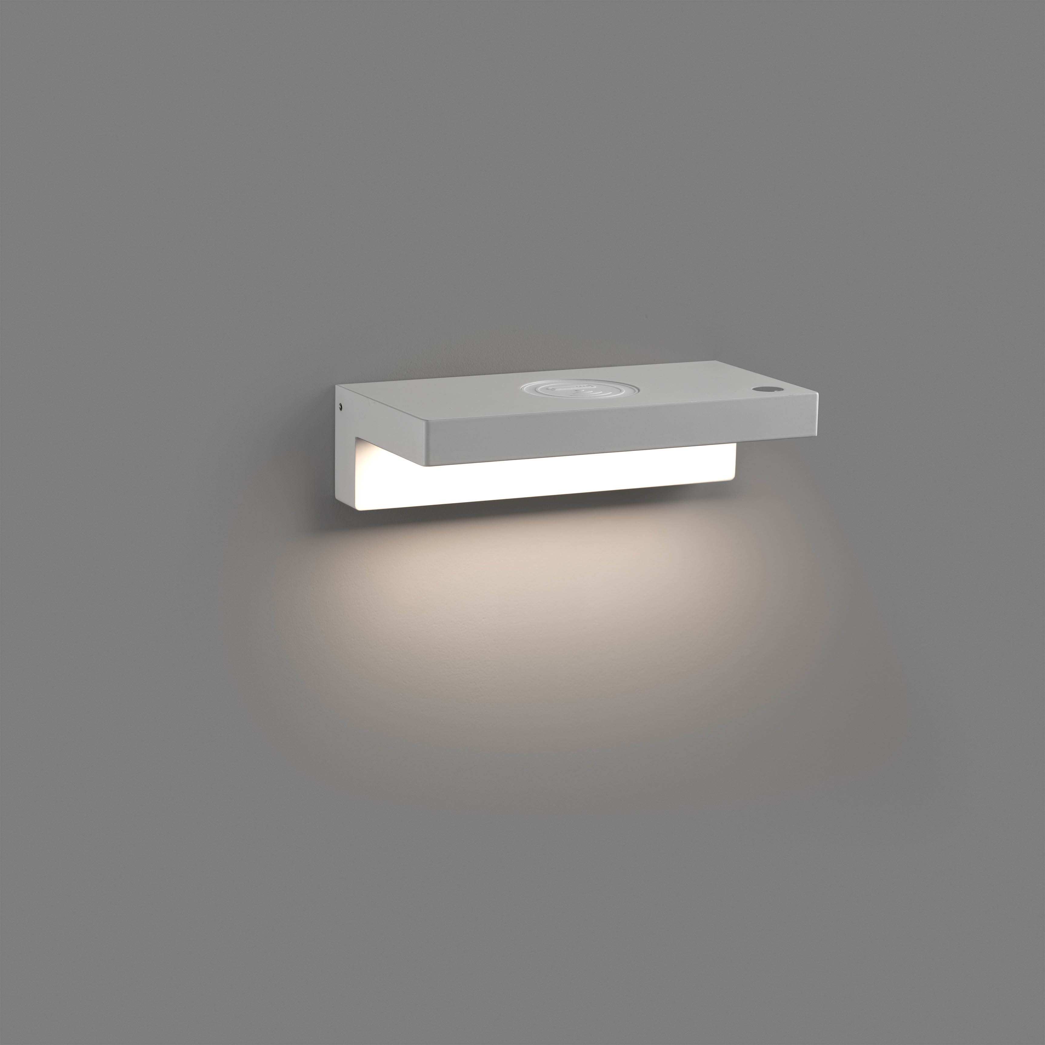 Бра Well с беспроводной зарядкой +USB Faro